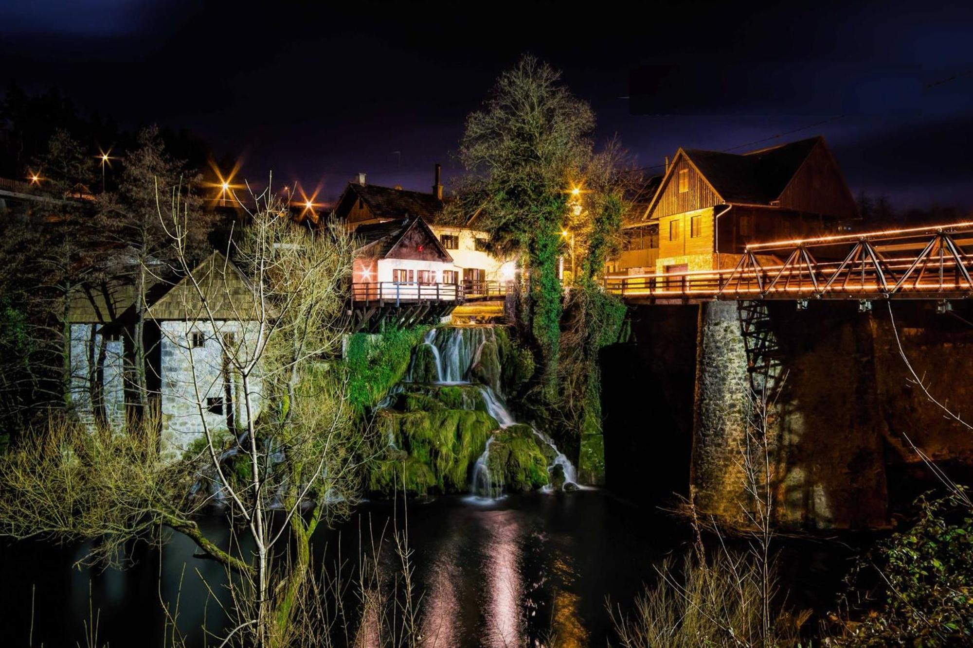 House Osana Hotel Grabovac  Buitenkant foto