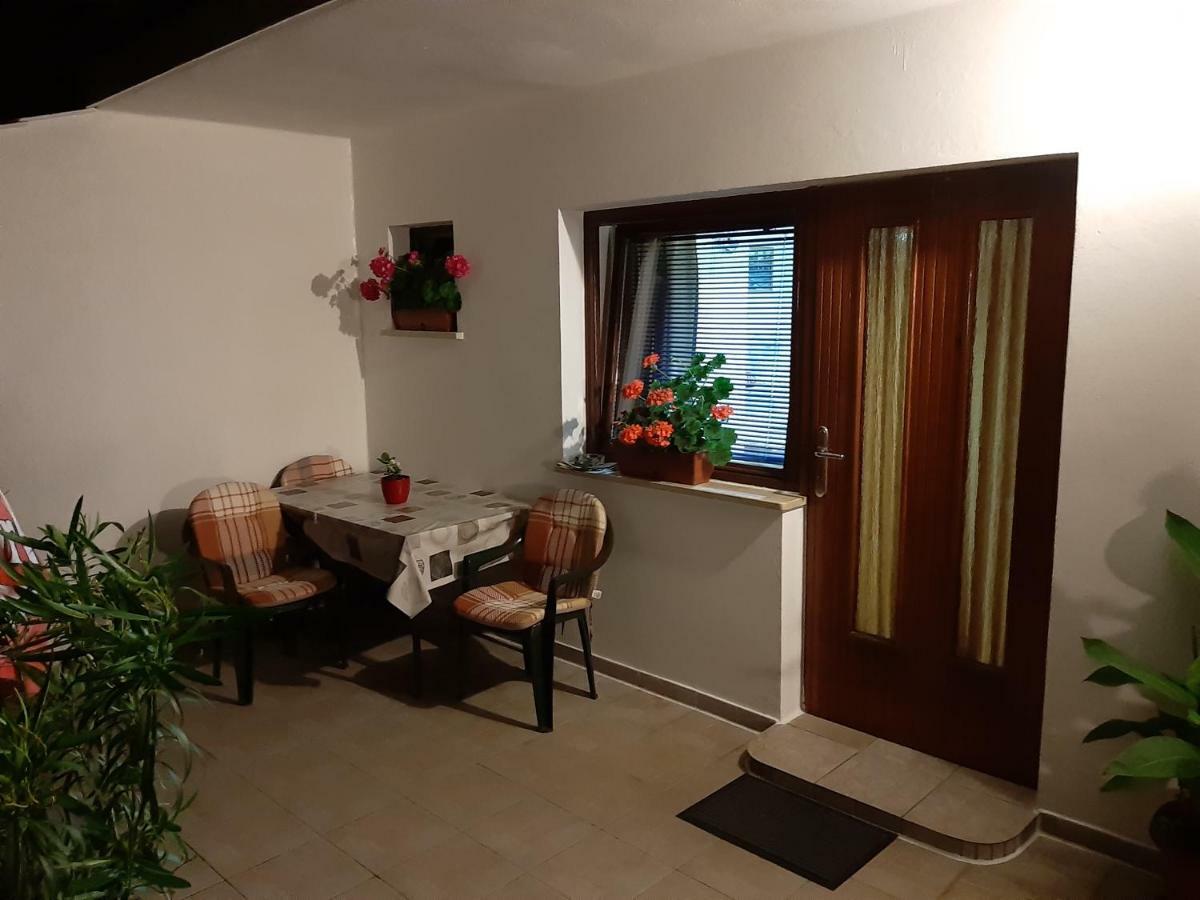 House Osana Hotel Grabovac  Buitenkant foto